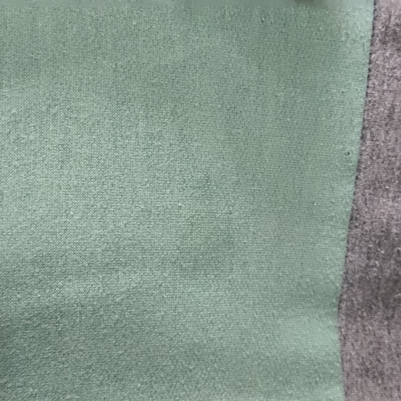 Sweatshirt - Picture 3 of 4